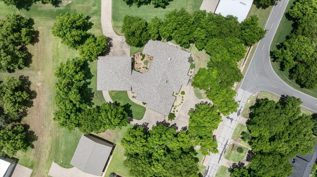 5501 Flagstick Dr — Pecan Plantation
