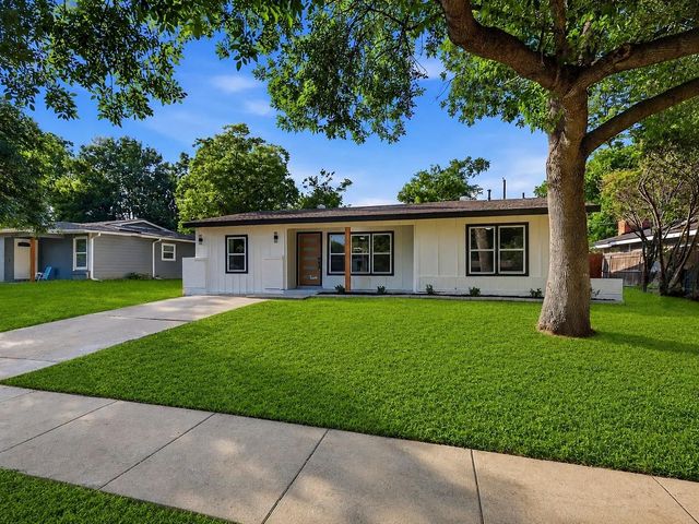 2109 Hedgerow St — Meadowbrook Park Add