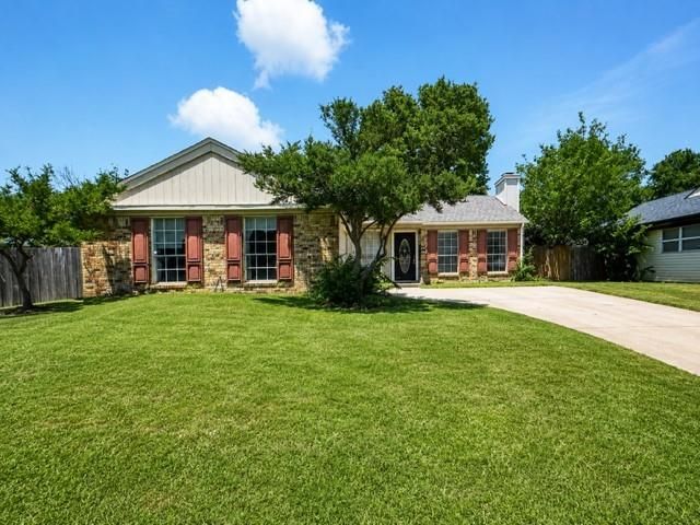 3905 Dogwood Ct — Summerfields Add