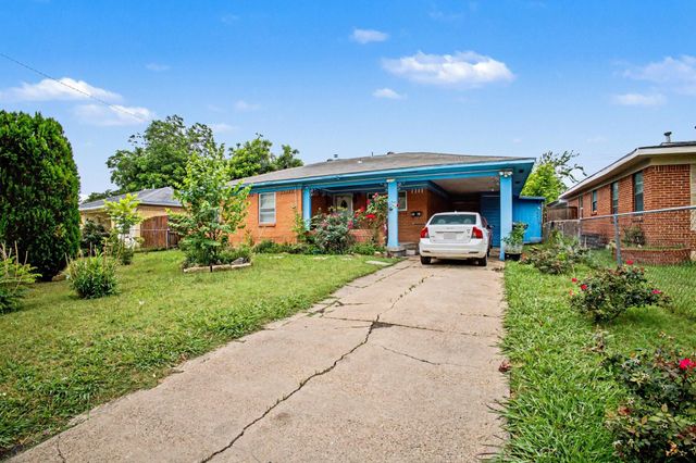 1919 Yucca Dr — Pleasant Meadow