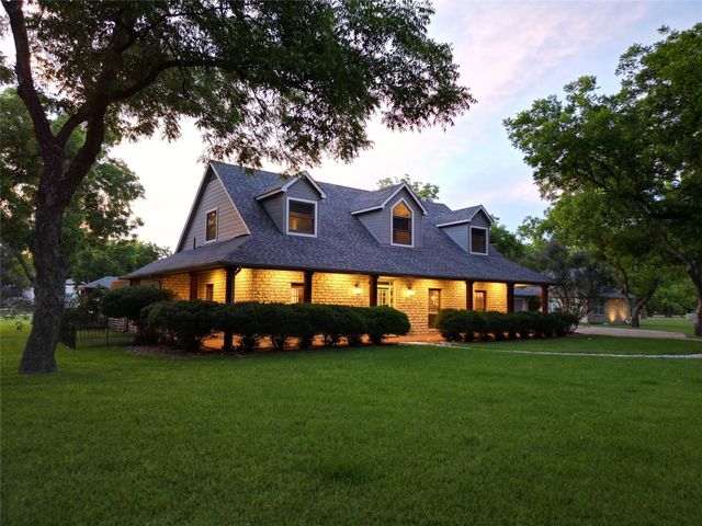 6405 Secretariat Ct — Pecan Plantation