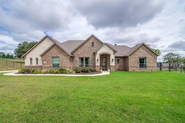 409 Oak Meadow Ln — Vintage Oaks Ph 2