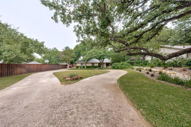 9004 Martin Dr — Jester Patsy Add