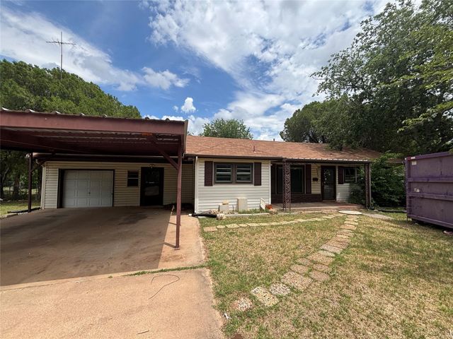 3609 Erie St — Walter A Moore Rep
