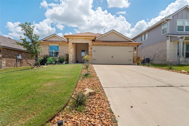 8903 Sky Crest