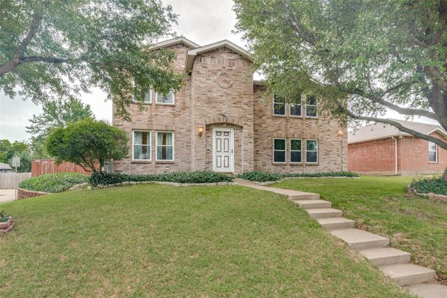 1405 Starpoint Ln — Newport Harbor Add Ph V