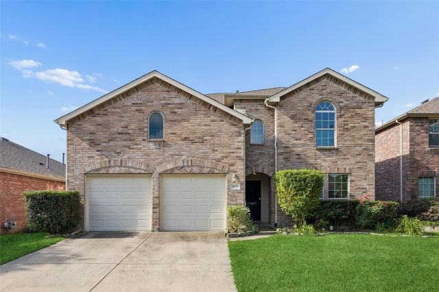 1129 Honeywell Dr — West Crossing