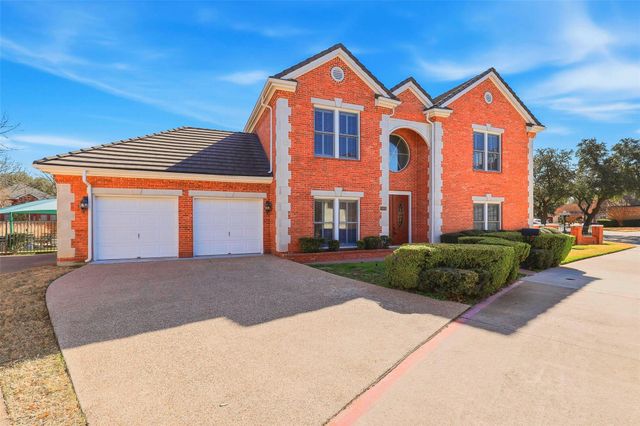 5949 River Bend Dr — Bellaire Country Place Add