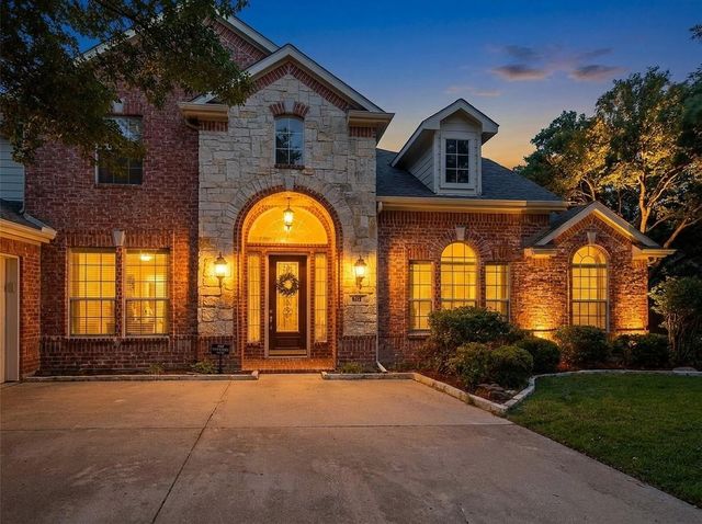 802 Shadybrook Dr — Hunters Landing - Ph I
