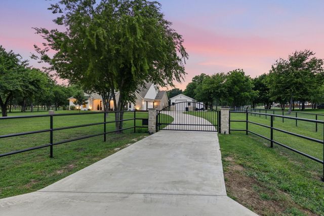 3769 Bear Creek Rd — Bear Creek North