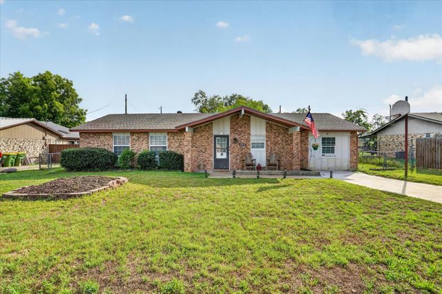 408 Grandview Dr — Lakewood Hills Sec 3