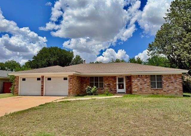 2942 Arrowhead Dr — Stonegate Add