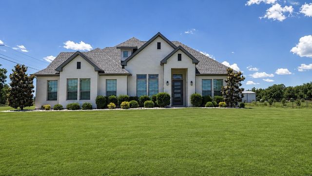 1615 County Road 1106 — Summer Lake Country Estates