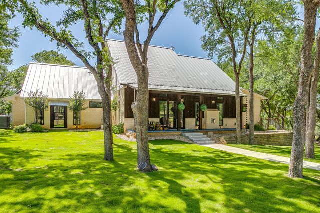 1410 Ellis Rd — Turkey Creek Addition
