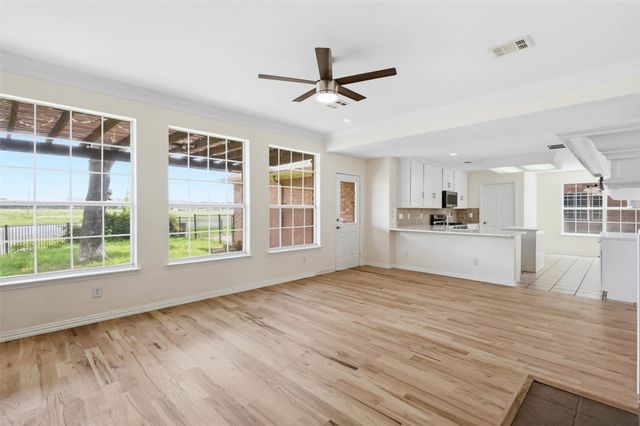 1282 Bradford Dr — River Rdg Add Rep