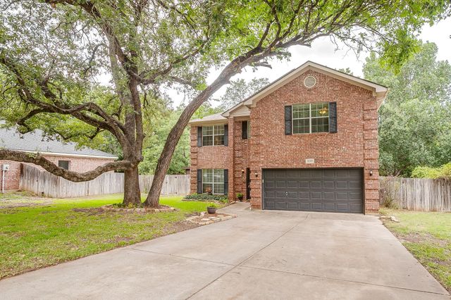 2137 Country Brook Dr — Country Brook Park Estate PH 2
