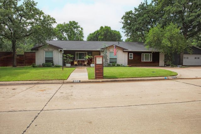 609 Hillside Rd — Colleyville Estates