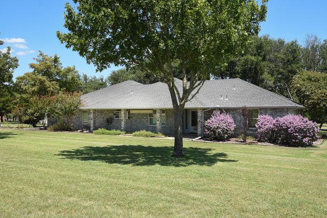 3840 Blackchamp Rd — Black Champ Estates Ph 2