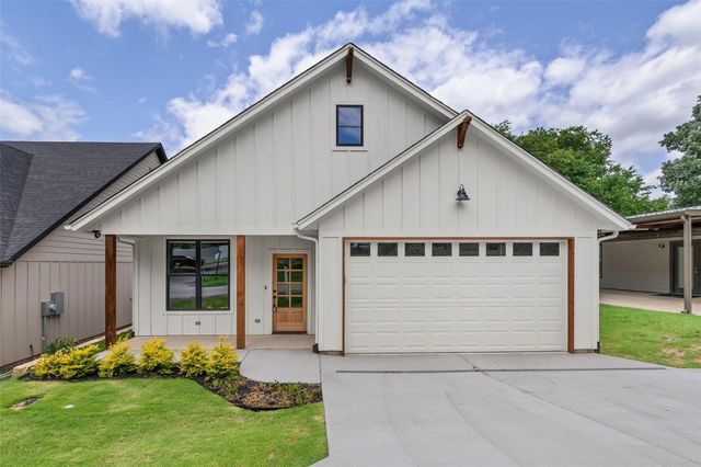 1010 Mustang Trl — Western Hills Harbor