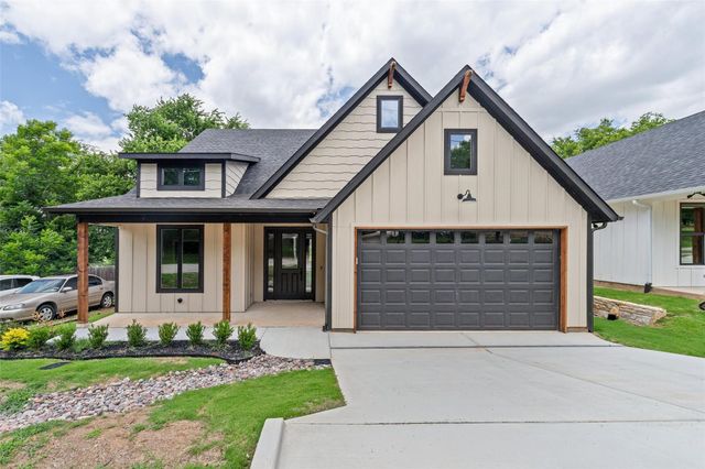 1012 Mustang Trl — Western Hills Harbor
