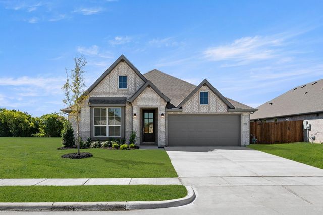 1004 Birchwood Dr — Hunter's Ridge