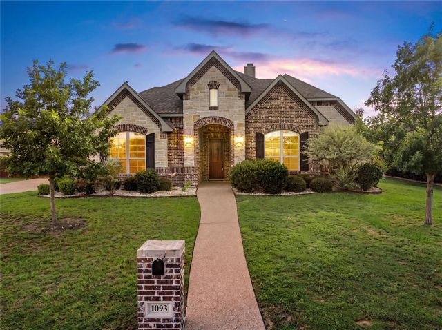 1093 Hesselridge Dr — Stoneridge II Add Ph 9