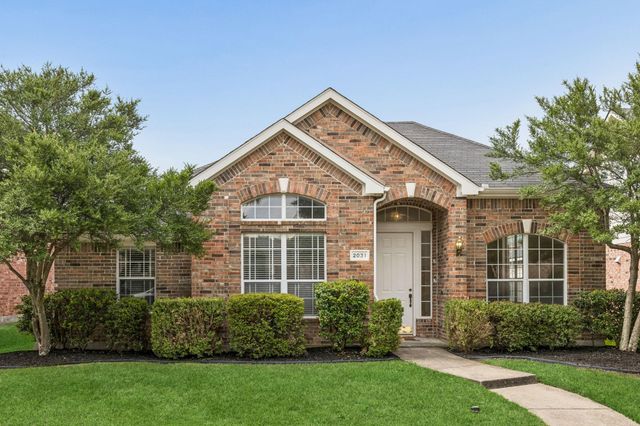 2031 Fox Glen