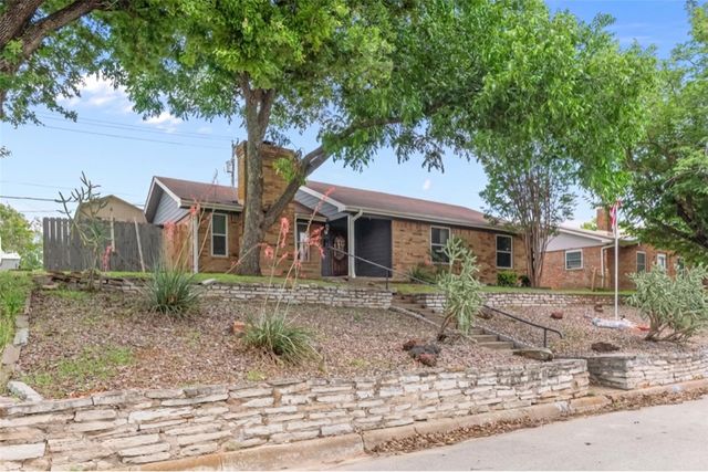 1205 S Rusk St — ROSELAWN 1ST