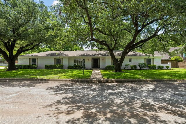 4113 Ridglea Country Club Dr — Ridglea Country Club Estates
