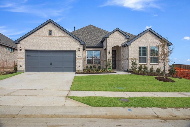 685 Red Maple Rd — Oaks of North Grove