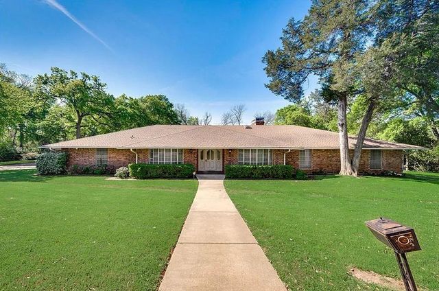 722 E Wheatland — Single family