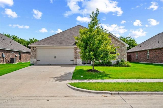 279 Thoroughbred St — Saddlebrook Estates Ph 2a