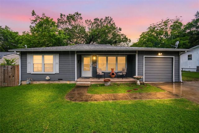 1307 N Gaines St — 4 Division XI
