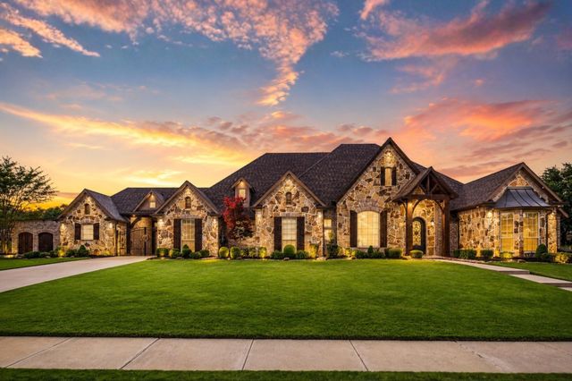 114 Yorkshire Dr — Stoneleigh Ph Three