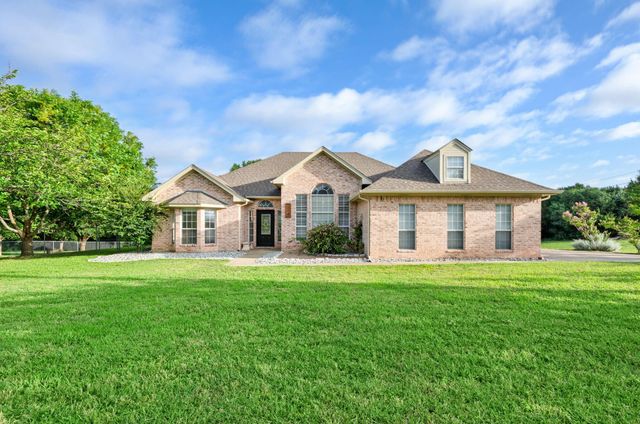 214 Knob Hill Dr — Knob Hill Ph Two