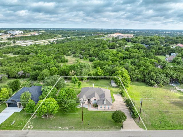 214 Knob Hill Dr — Knob Hill Ph Two
