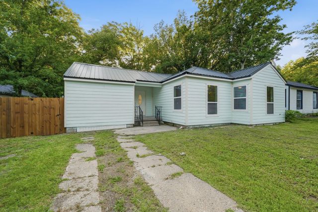1103 Bell Dr — Reavilon Add Sec 1, 2, 3