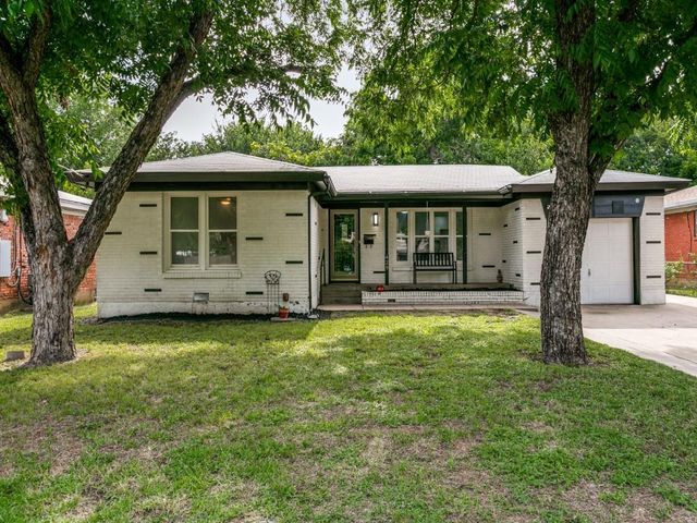 429 Harmon Rd — Hurstview Add