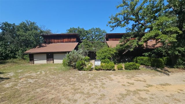 1121 Thornridge Cir — Country Club Estates 3