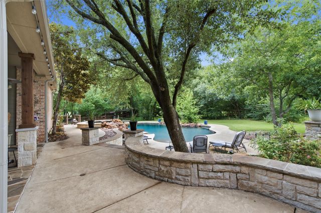 8229 Steeplechase Cir — Steeplechase Add