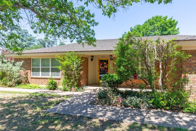 4334 Caprock
