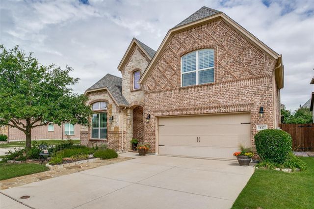 417 Chestnut Ln — Highlands Glen