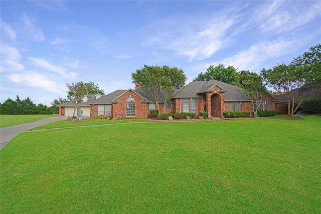2152 Chisholm Trl — LONGBRANCH COMMUNITY PH3