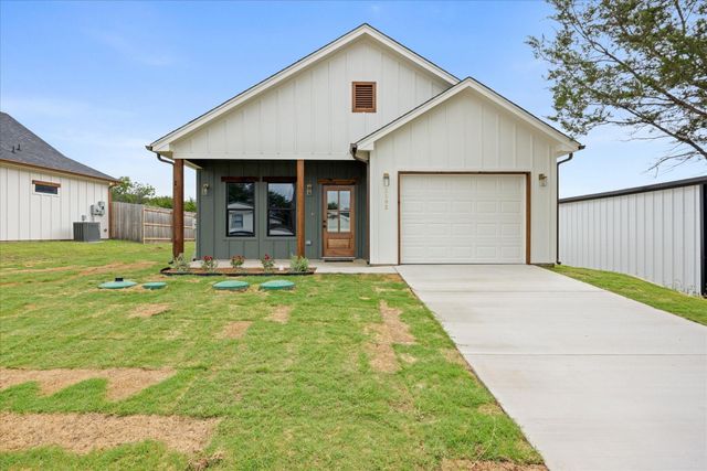2603 Creekview Dr — Comanche Cove Sub Sec C