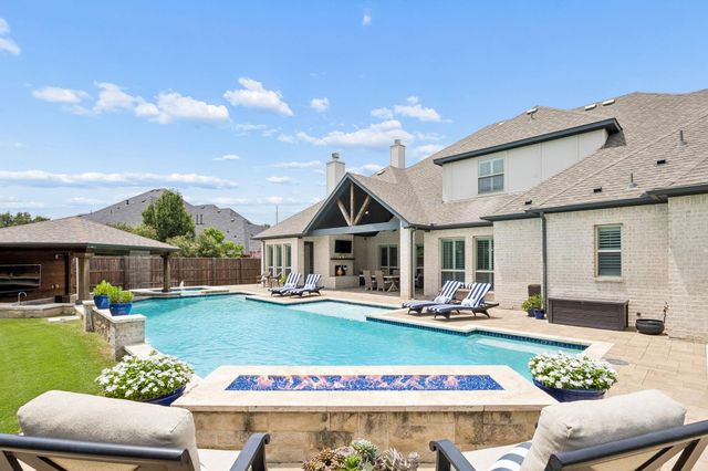 1510 Stillhouse Hollow Dr — Lakes of La Cima