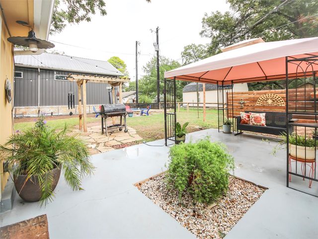 367 Hillcroft Dr — Rio Brazos
