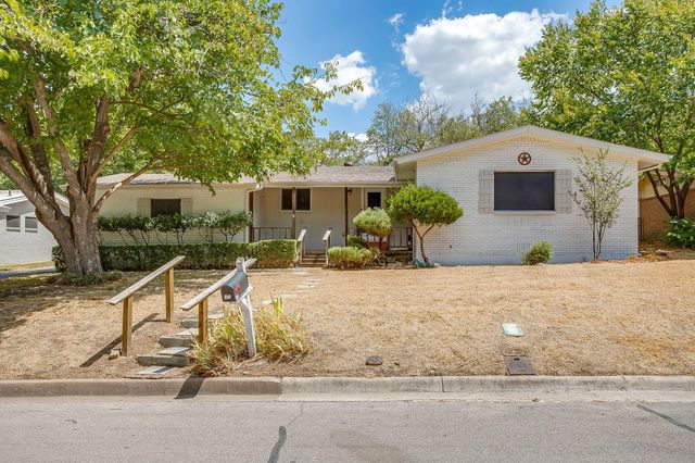 302 Case St — Phelps 01