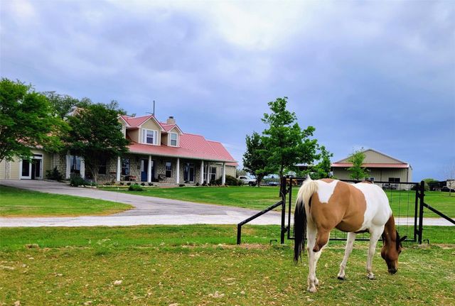 1808 Teller Bell Ln — Bentwater On Lake Granbury Sec Two
