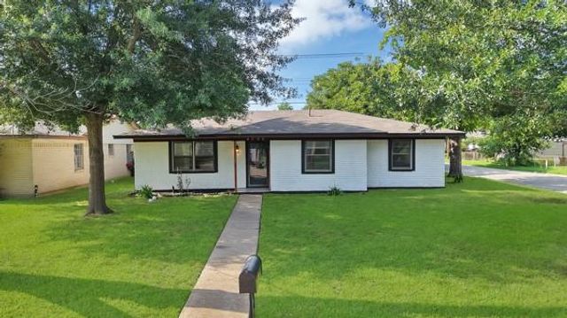 4200 Templeton St — Western Acres Add # 1 # 4