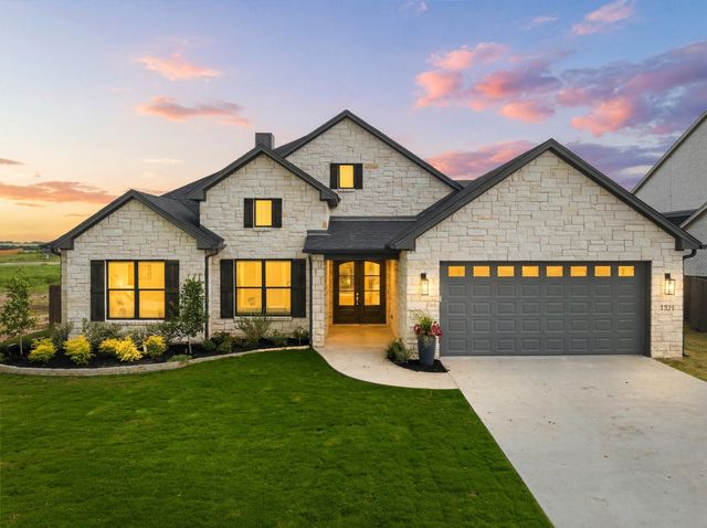 1321 Tahonta Dr — Bull Hide Estates
